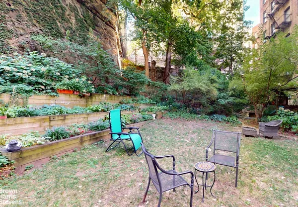 $249,500 | 875 West 181st Street, Unit 2H | Hudson Heights