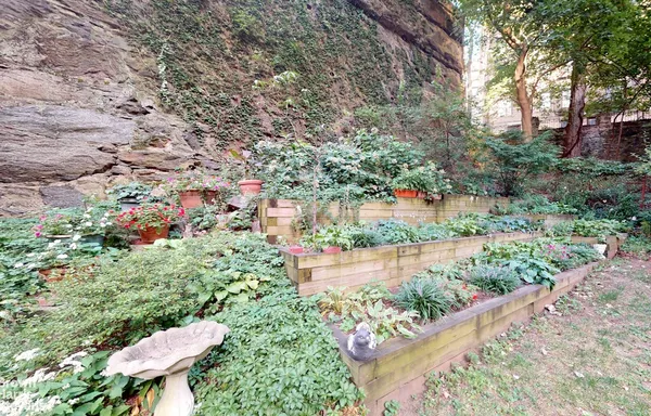 $249,500 | 875 West 181st Street, Unit 2H | Hudson Heights