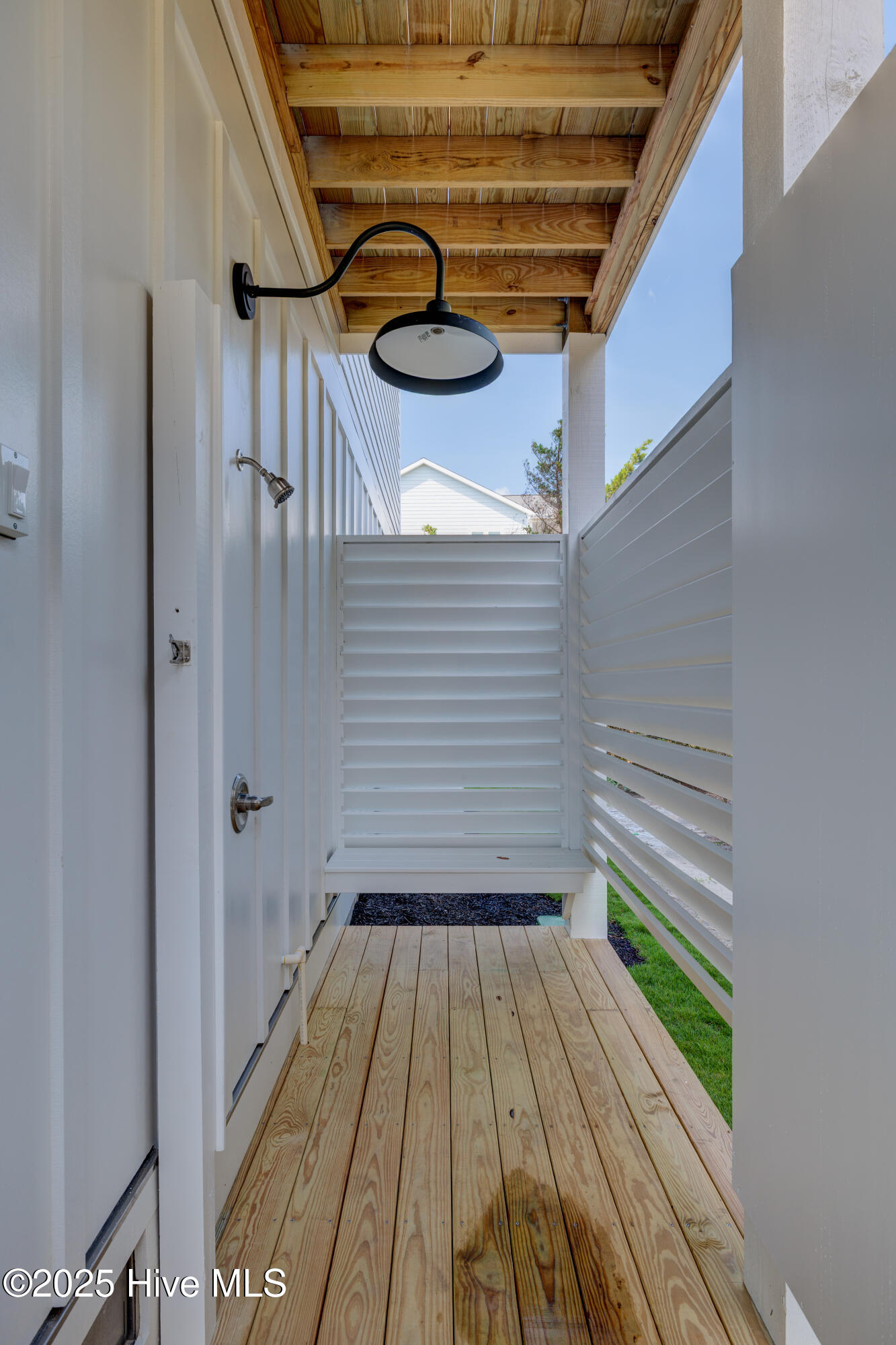 107 Raleigh Avenue Surf City, NC 28445 - Photo 36 of 40 107RaleighAvenue-5