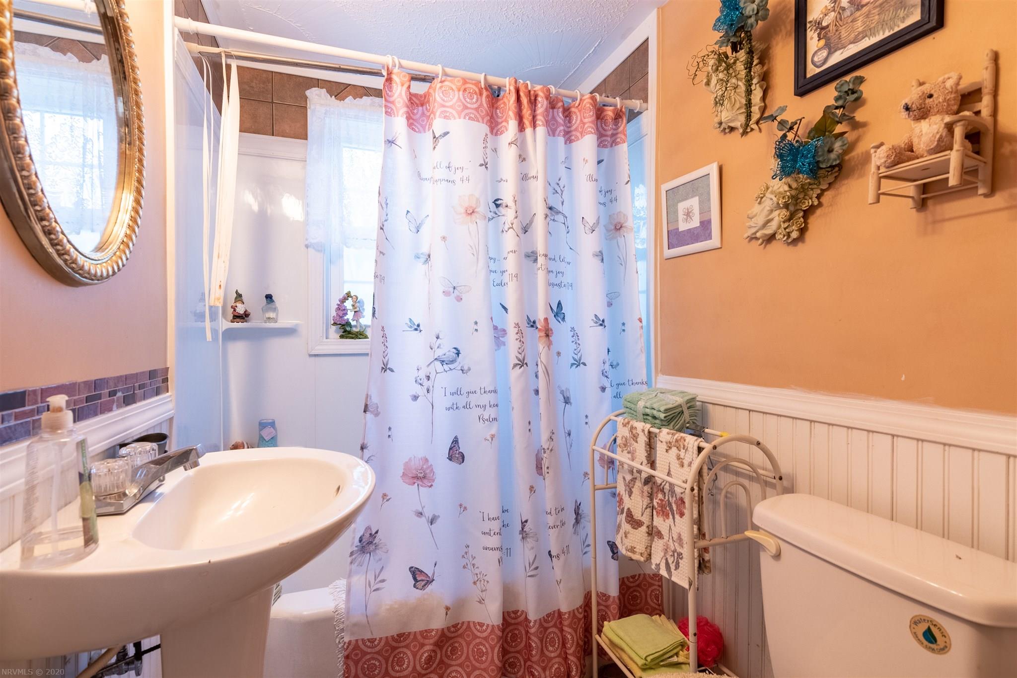 660 Mercer Road Rich Creek, VA 24147 - Photo 24 of 63 Gallery Image 24