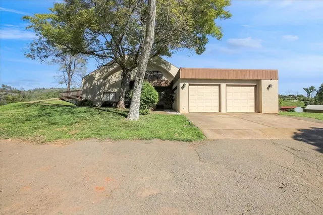 $430,000 | 7176 Cross Star Trail, Browns Valley, CA 95918