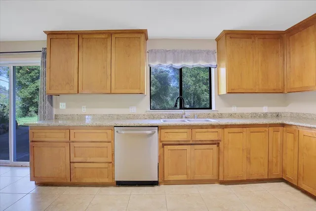 $430,000 | 7176 Cross Star Trail, Browns Valley, CA 95918