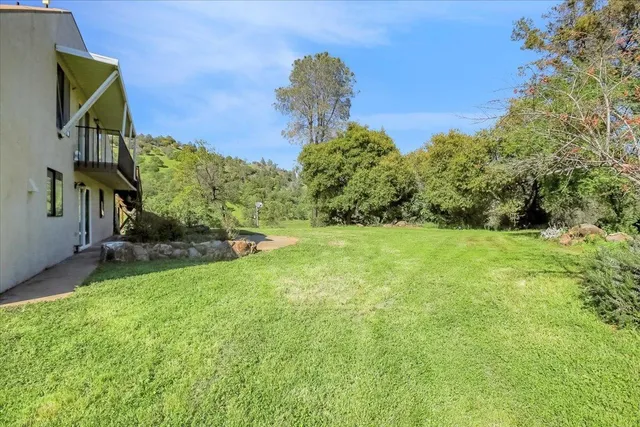 $430,000 | 7176 Cross Star Trail, Browns Valley, CA 95918