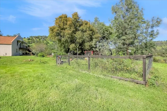 $430,000 | 7176 Cross Star Trail, Browns Valley, CA 95918