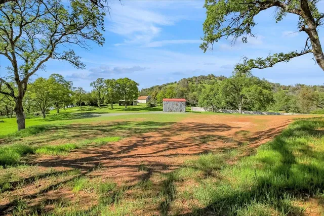 $430,000 | 7176 Cross Star Trail, Browns Valley, CA 95918