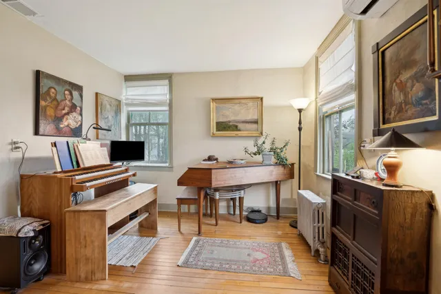 $350,000 | 20 Highway 113, Chelsea, VT 05038