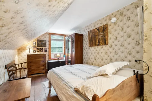 $350,000 | 20 Highway 113, Chelsea, VT 05038