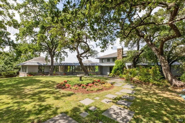 $5,950,000 | 5768 Silverado Trail, Napa, CA 94558