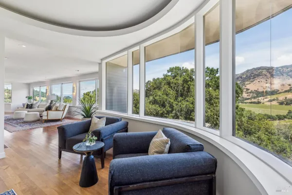 $5,295,000 | 5768 Silverado Trail, Napa, CA 94558