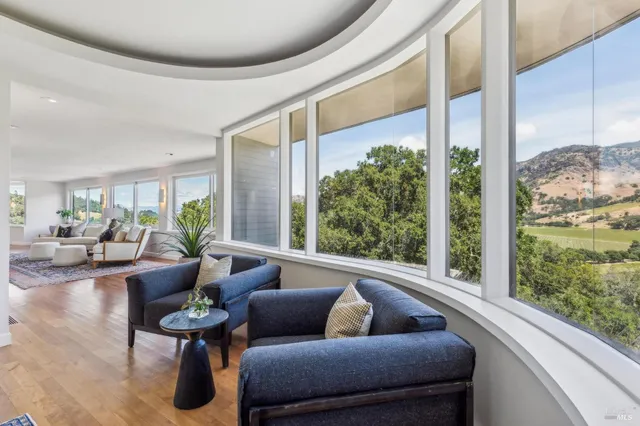 $5,950,000 | 5768 Silverado Trail, Napa, CA 94558