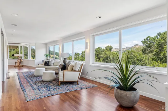 $5,950,000 | 5768 Silverado Trail, Napa, CA 94558
