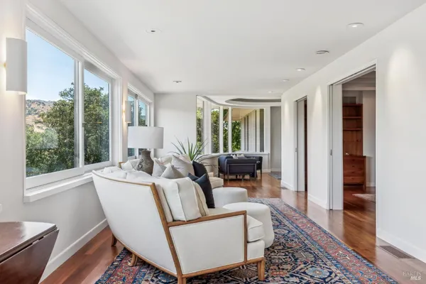 $5,295,000 | 5768 Silverado Trail, Napa, CA 94558