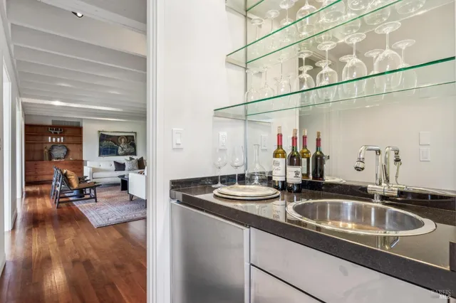 $5,950,000 | 5768 Silverado Trail, Napa, CA 94558