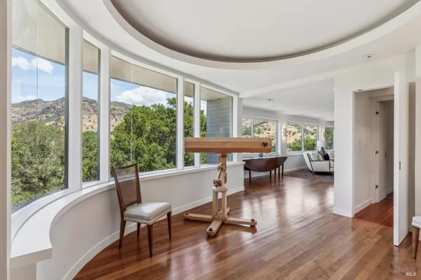 $5,295,000 | 5768 Silverado Trail, Napa, CA 94558
