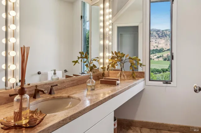 $5,950,000 | 5768 Silverado Trail, Napa, CA 94558