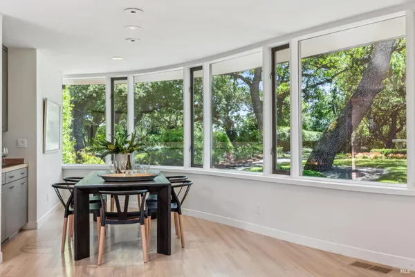 $5,295,000 | 5768 Silverado Trail, Napa, CA 94558