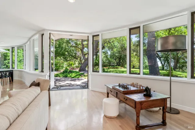 $5,950,000 | 5768 Silverado Trail, Napa, CA 94558