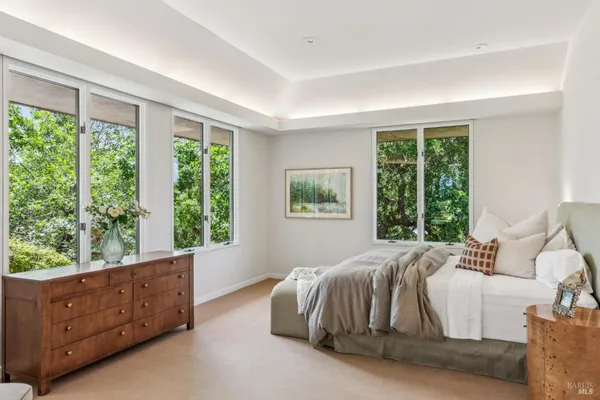 $5,295,000 | 5768 Silverado Trail, Napa, CA 94558