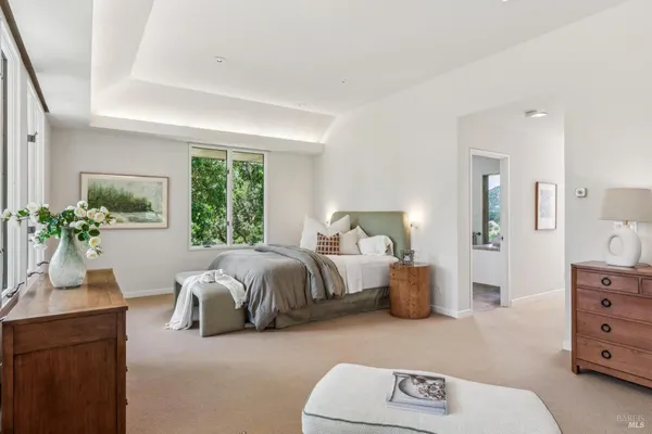 $5,295,000 | 5768 Silverado Trail, Napa, CA 94558