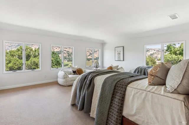 $5,950,000 | 5768 Silverado Trail, Napa, CA 94558