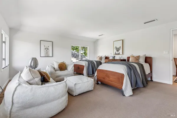 $5,295,000 | 5768 Silverado Trail, Napa, CA 94558