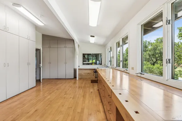 $5,295,000 | 5768 Silverado Trail, Napa, CA 94558