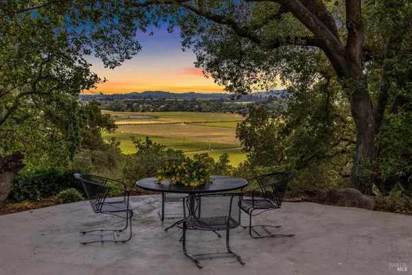 $5,295,000 | 5768 Silverado Trail, Napa, CA 94558