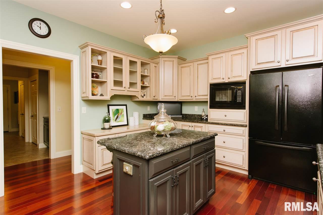 9419 North Frye Road Peoria, IL 61615 - Photo 14 of 36 Gallery Image 14