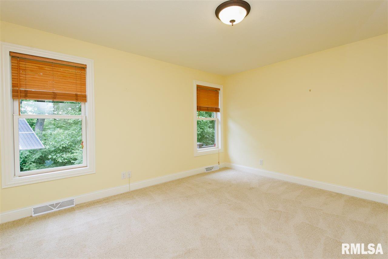 9419 North Frye Road Peoria, IL 61615 - Photo 27 of 36 Gallery Image 27
