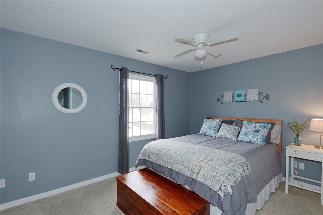 1942 Fieldstone Washington, IL 61571 - Photo 14 of 24 Gallery Image 14