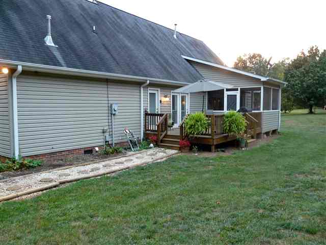 126 Aiken Farm Road Pickens, SC 29671 - Photo 2 of 16