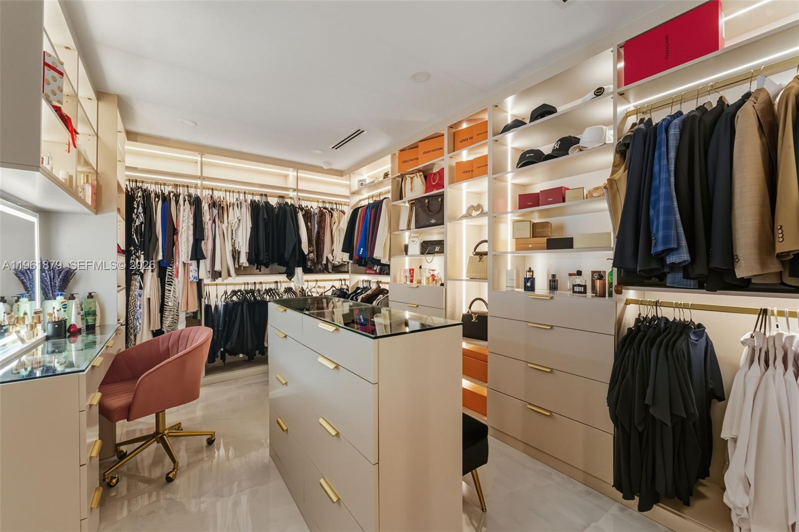 2825 Southwest 79th Court Miami, FL 33155 - Photo 16 of 27