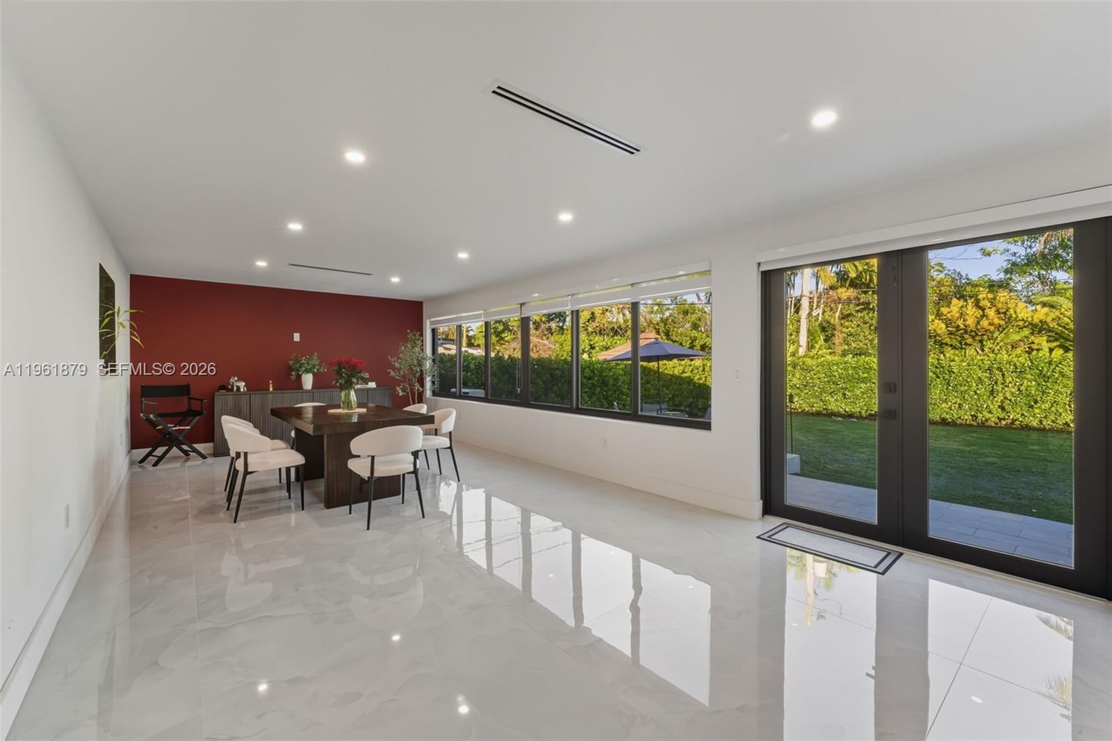 2825 Southwest 79th Court Miami, FL 33155 - Photo 8 of 27