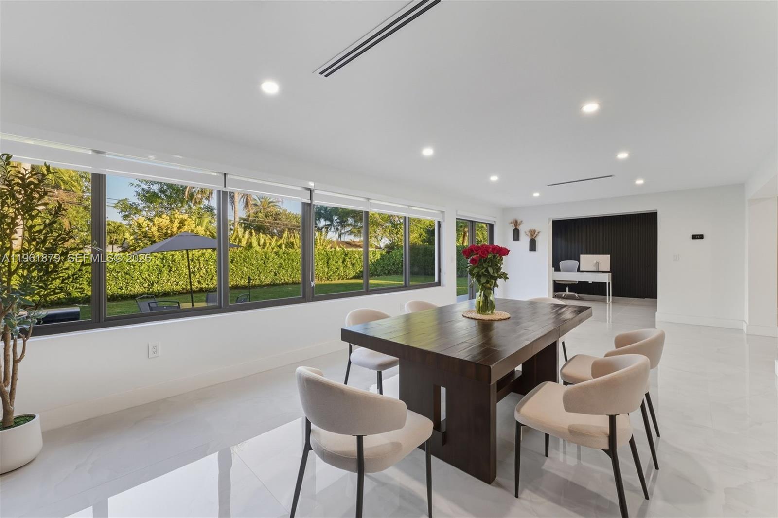 2825 Southwest 79th Court Miami, FL 33155 - Photo 9 of 27