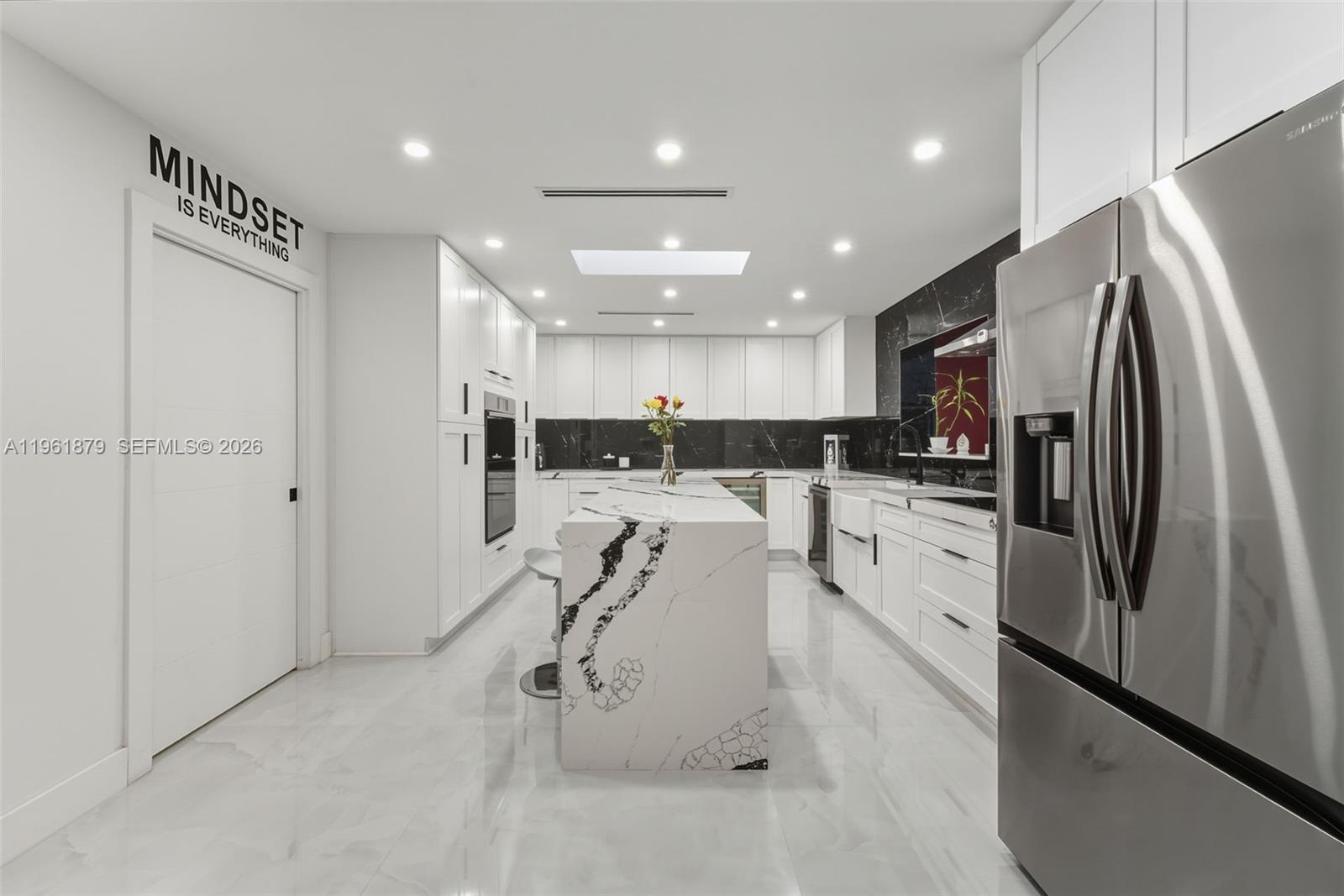 2825 Southwest 79th Court Miami, FL 33155 - Photo 10 of 27