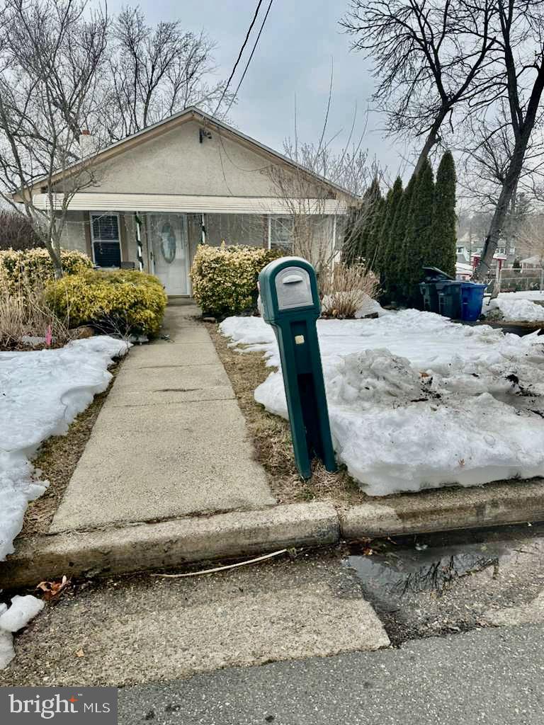 1536 Rothley Avenue Abington, PA 19090 - Photo 3 of 21 a front view of a house with a yard