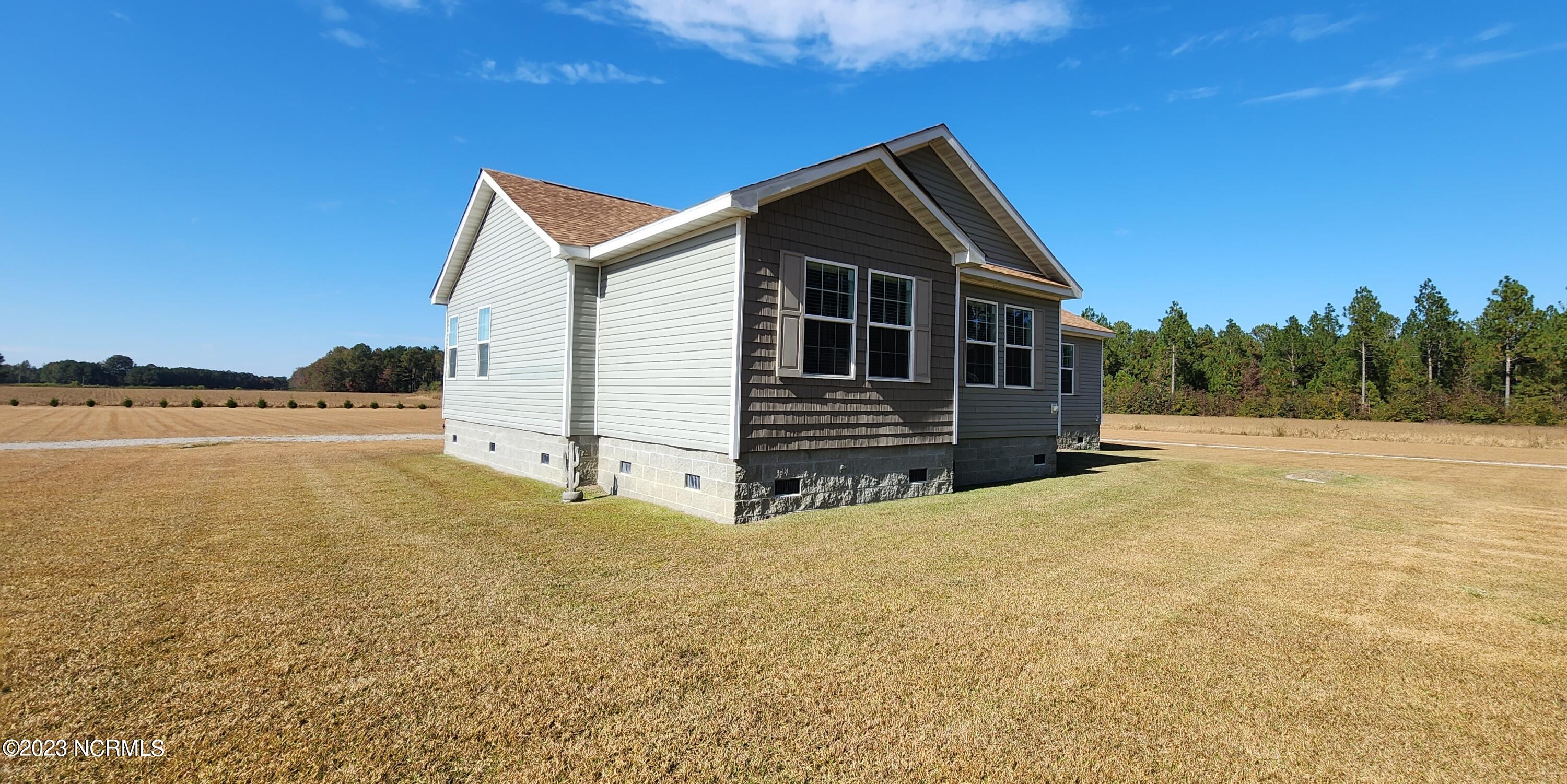 3539 Staton Mill Road Robersonville, NC 27871 - Photo 4 of 33 Left side view