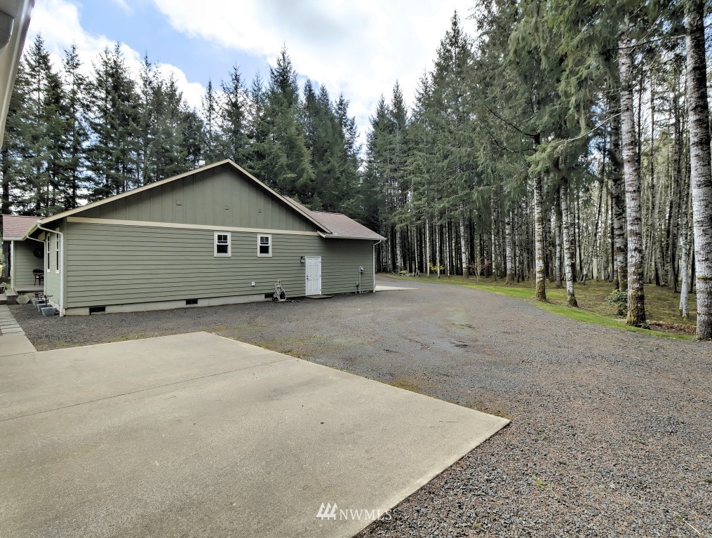 621 Southeast Phillips Road Shelton, WA 98584 - Photo 29 of 39 Gallery Image 29