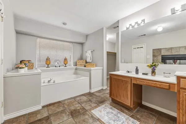 $624,900 | 1817 Lake Whitney Lane, Allen, TX 75002