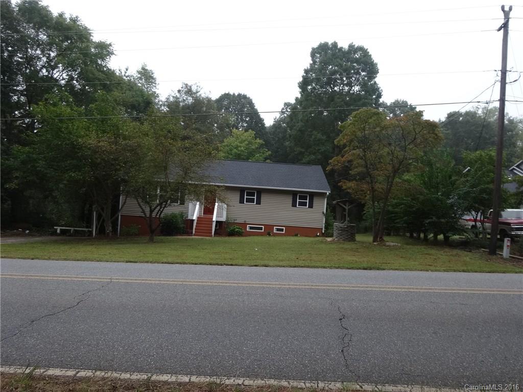 1777 Lane Road Mount Holly, NC 28120 - Photo 3 of 24 Gallery Image 3