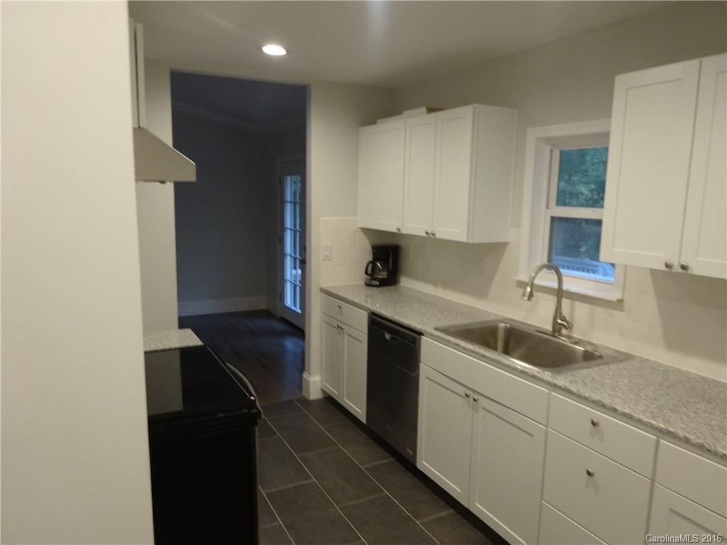 1777 Lane Road Mount Holly, NC 28120 - Photo 4 of 24 Gallery Image 4