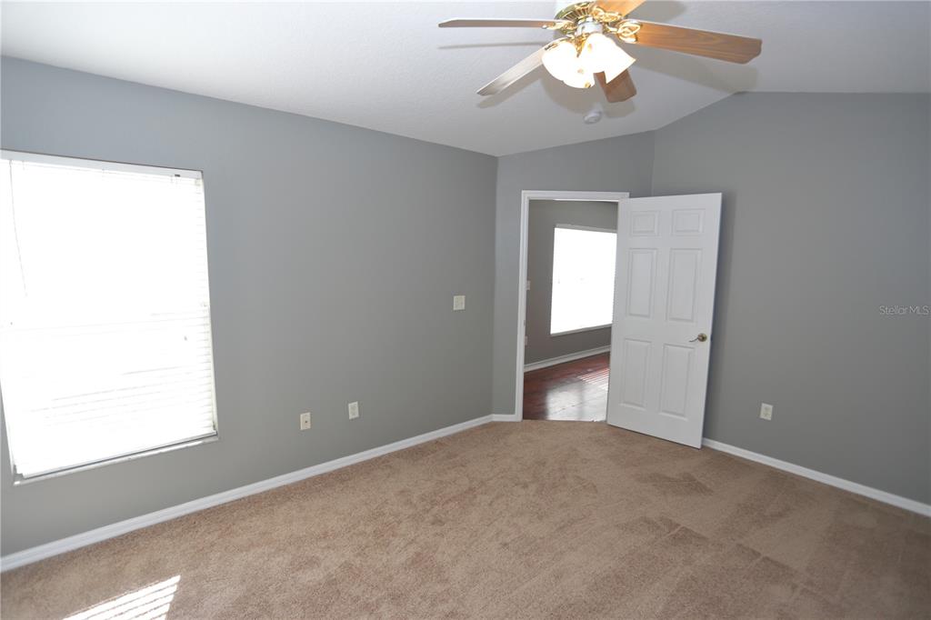 5826 Tanagerlake Road Lithia, FL 33547 - Photo 11 of 23 Gallery Image 11