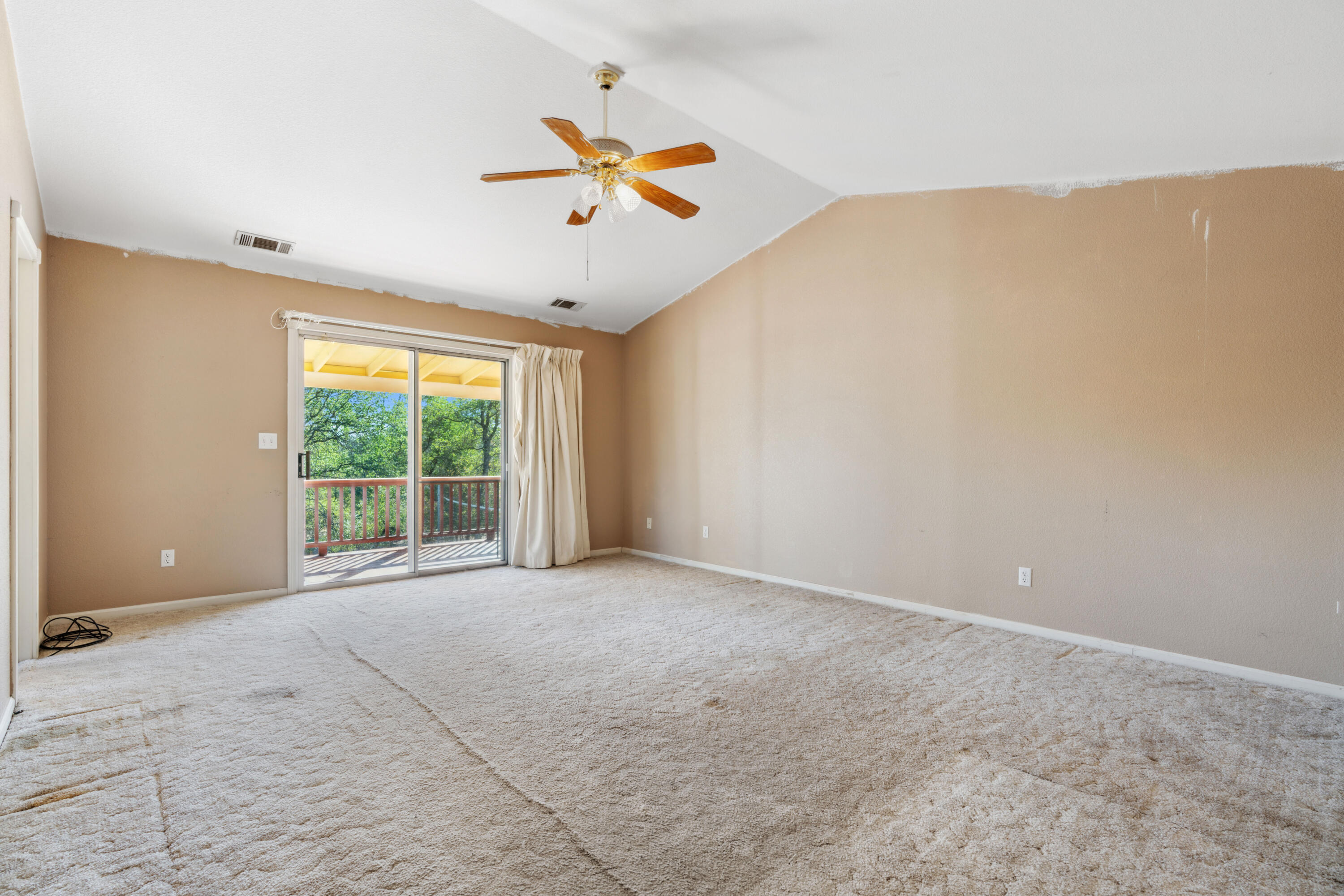 11621 Sonora Trail Redding, CA 96003 - Photo 19 of 56 EZZ09102