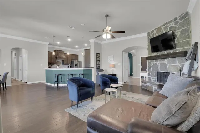 $495,000 | 7818 Sagebrush Lane, Godley, TX 76044