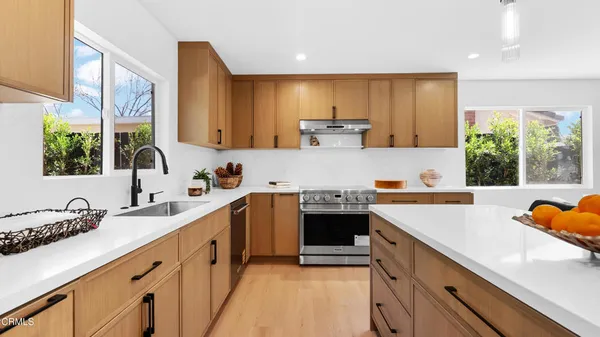 $1,485,000 | 2283 Northpark Street, Thousand Oaks, CA 91362