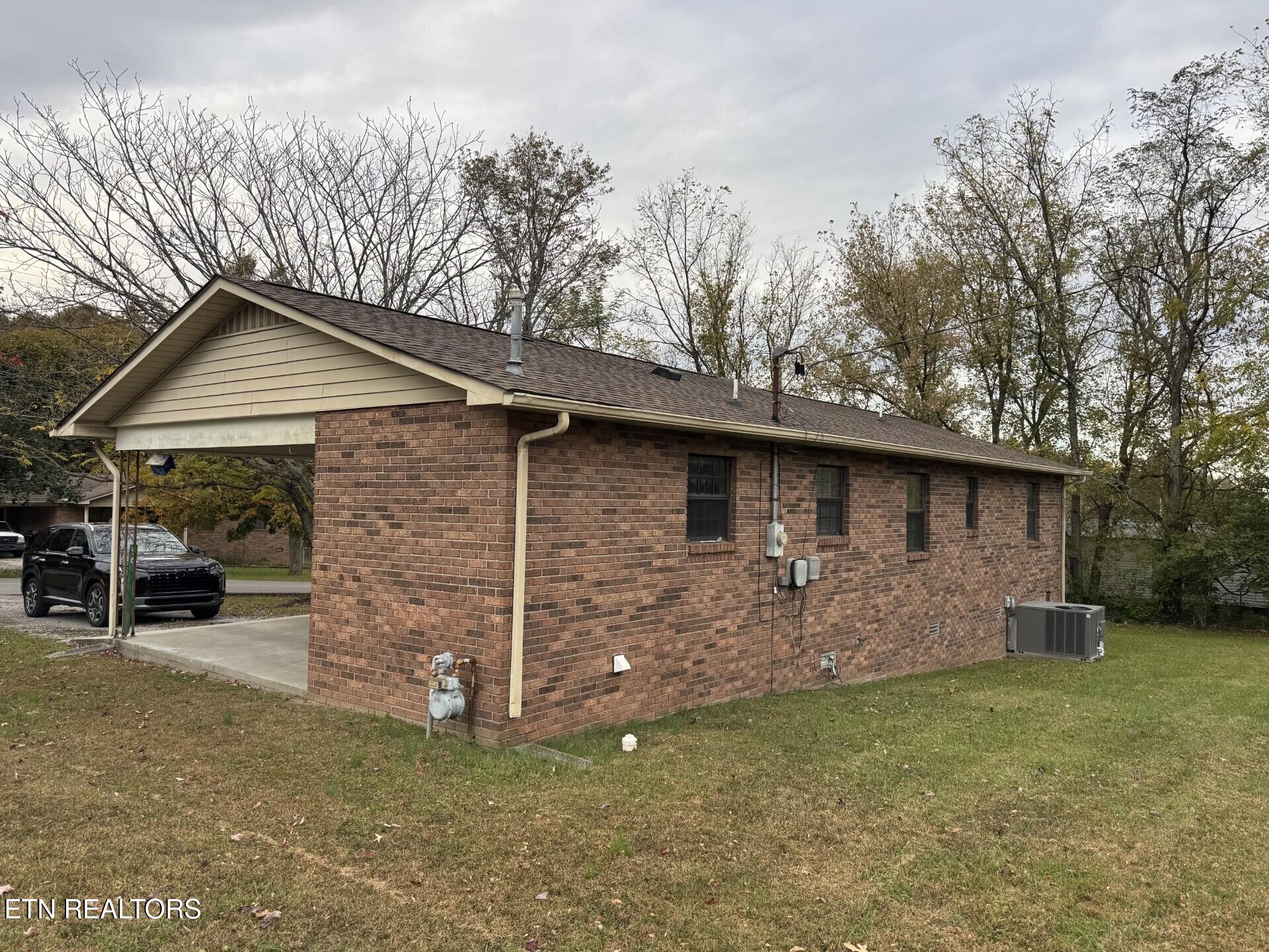 96 County Garage Road Crossville, TN 38555 - Photo 32 of 36 thumbnail_IMG_3804