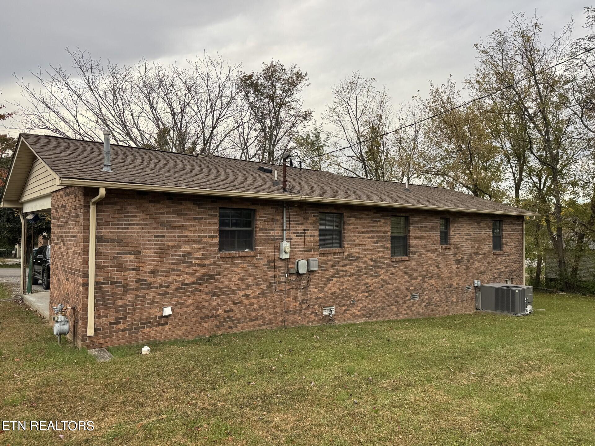 96 County Garage Road Crossville, TN 38555 - Photo 33 of 36 thumbnail_IMG_3805