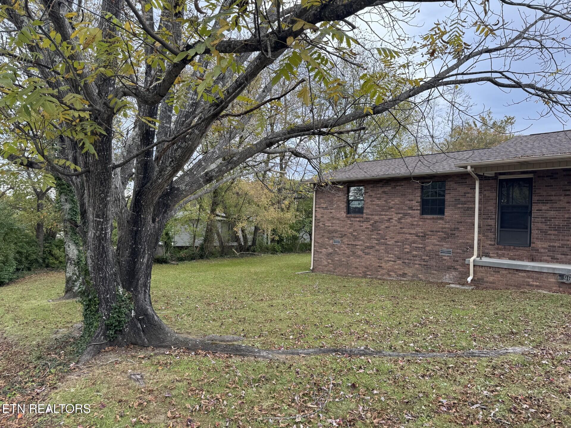 96 County Garage Road Crossville, TN 38555 - Photo 35 of 36 thumbnail_IMG_3810