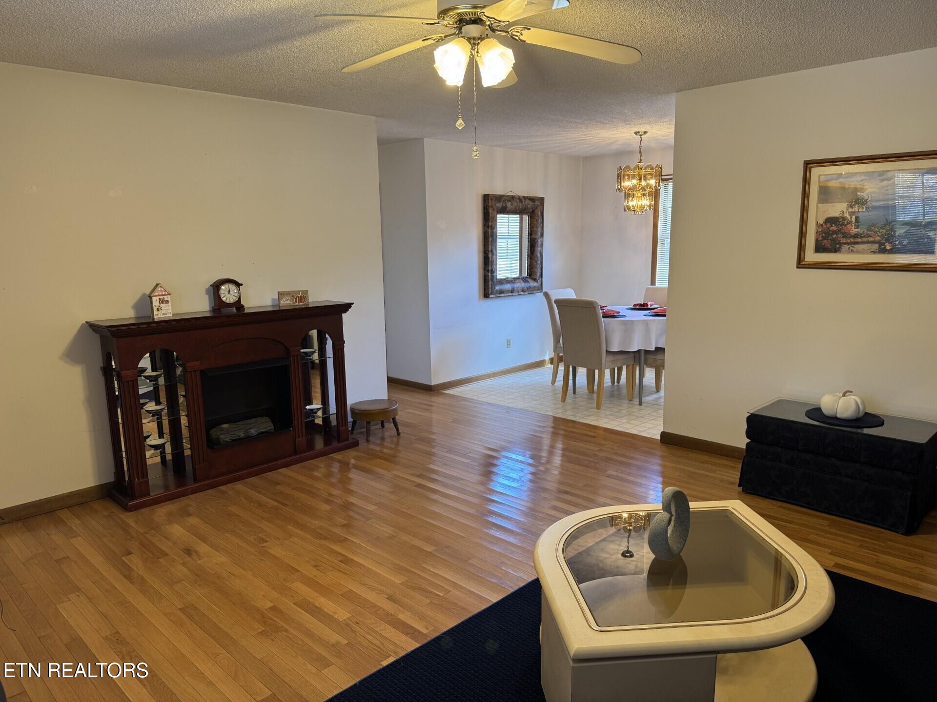 96 County Garage Road Crossville, TN 38555 - Photo 7 of 36 thumbnail_IMG_3954