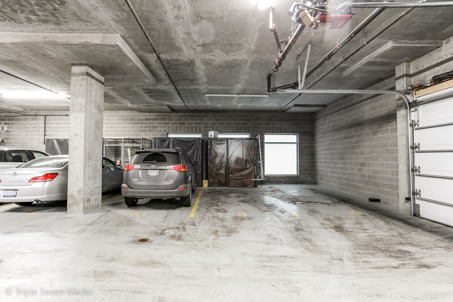 939 West Madison Street, Unit 206 Chicago, IL 60607 - Photo 20 of 20 a view of parking garage